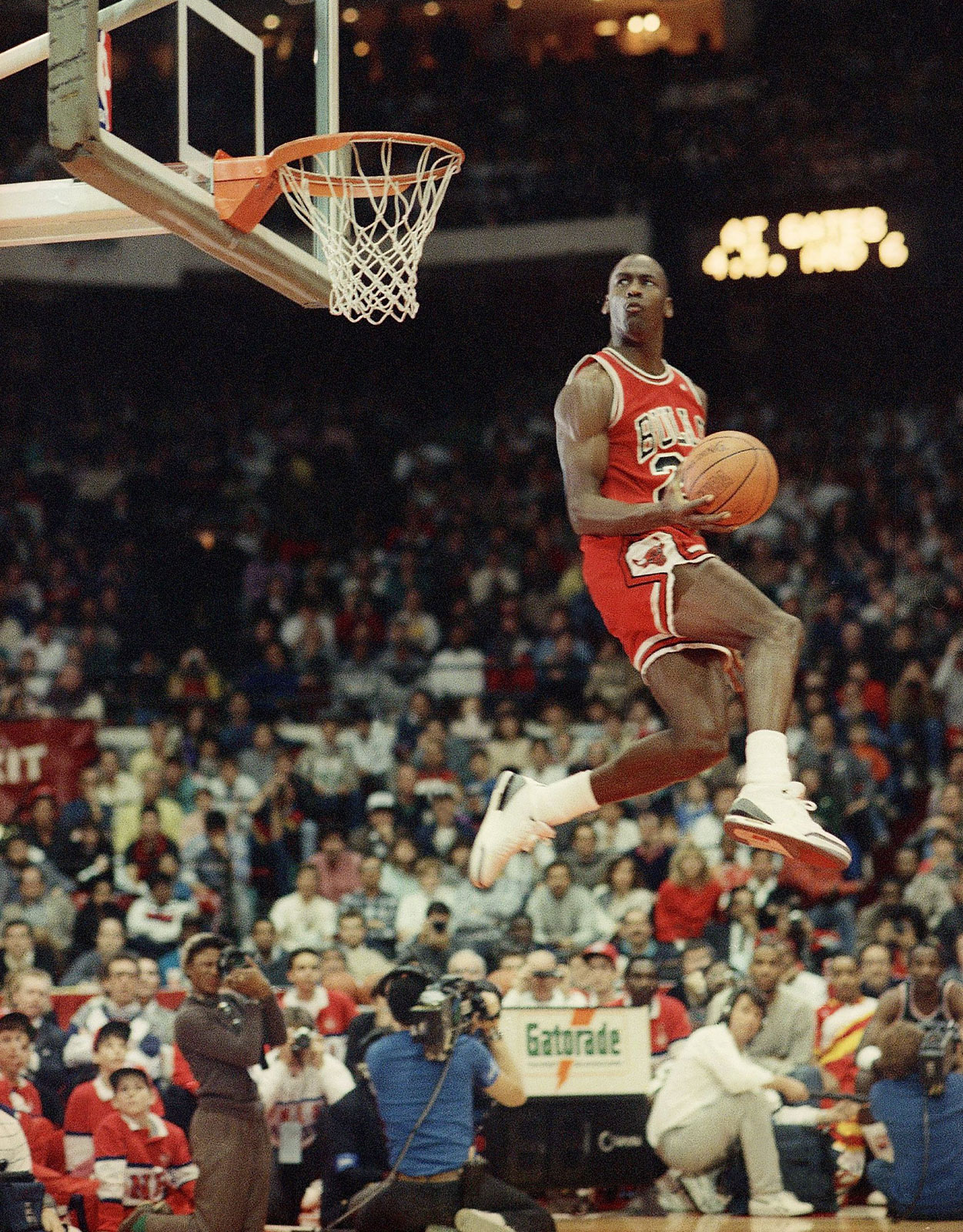 michael jordan 1988 slam dunk shoes
